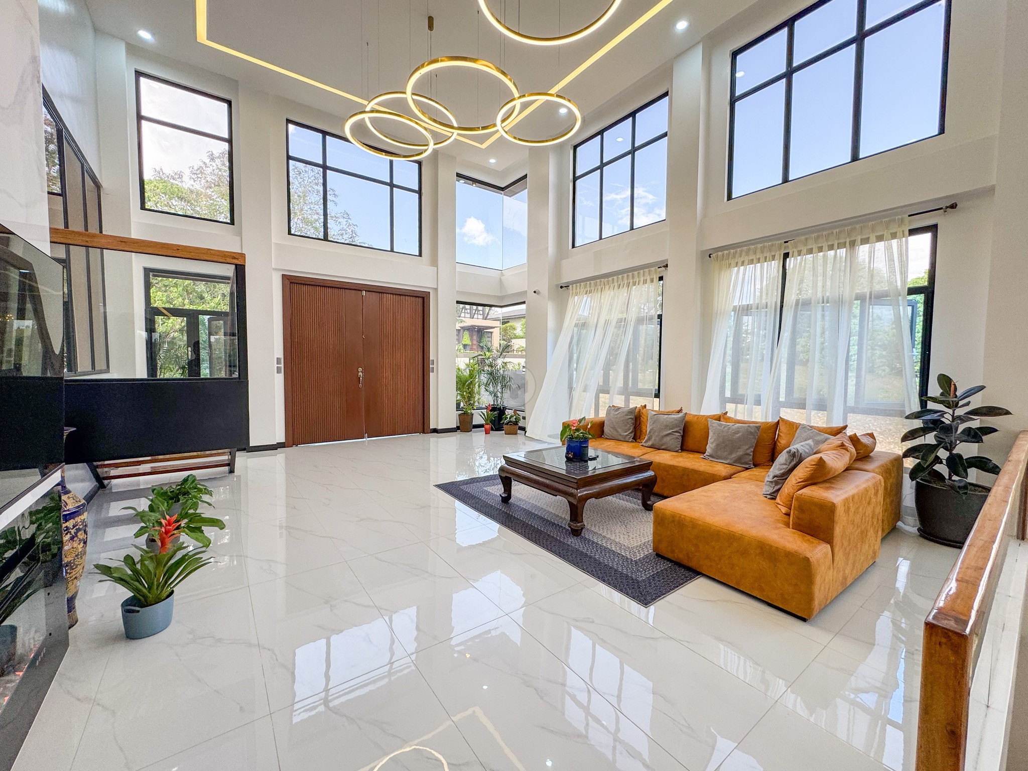 A Stoic 5 Bedroom House in Ayala Westgrove Heights photo 3