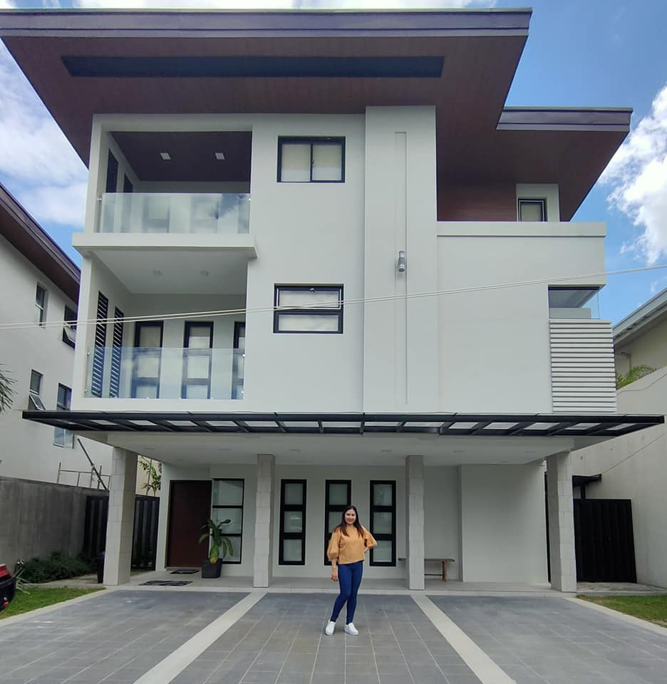 Home in Marquee Place, Angeles City Pampanga photo 1
