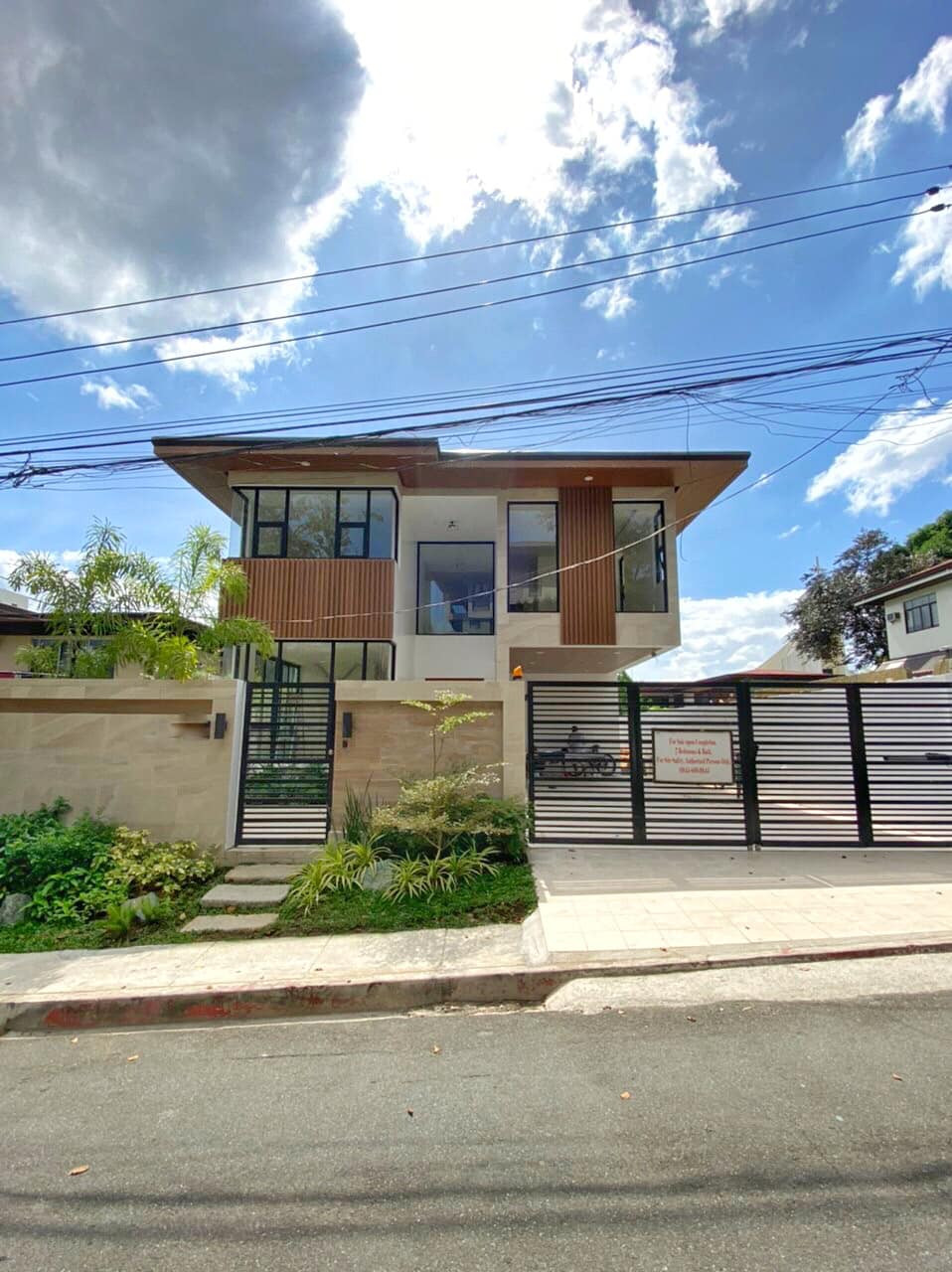 Beautiful 3-Storey Brand New House for Sale in White Plains Quezon City photo 4