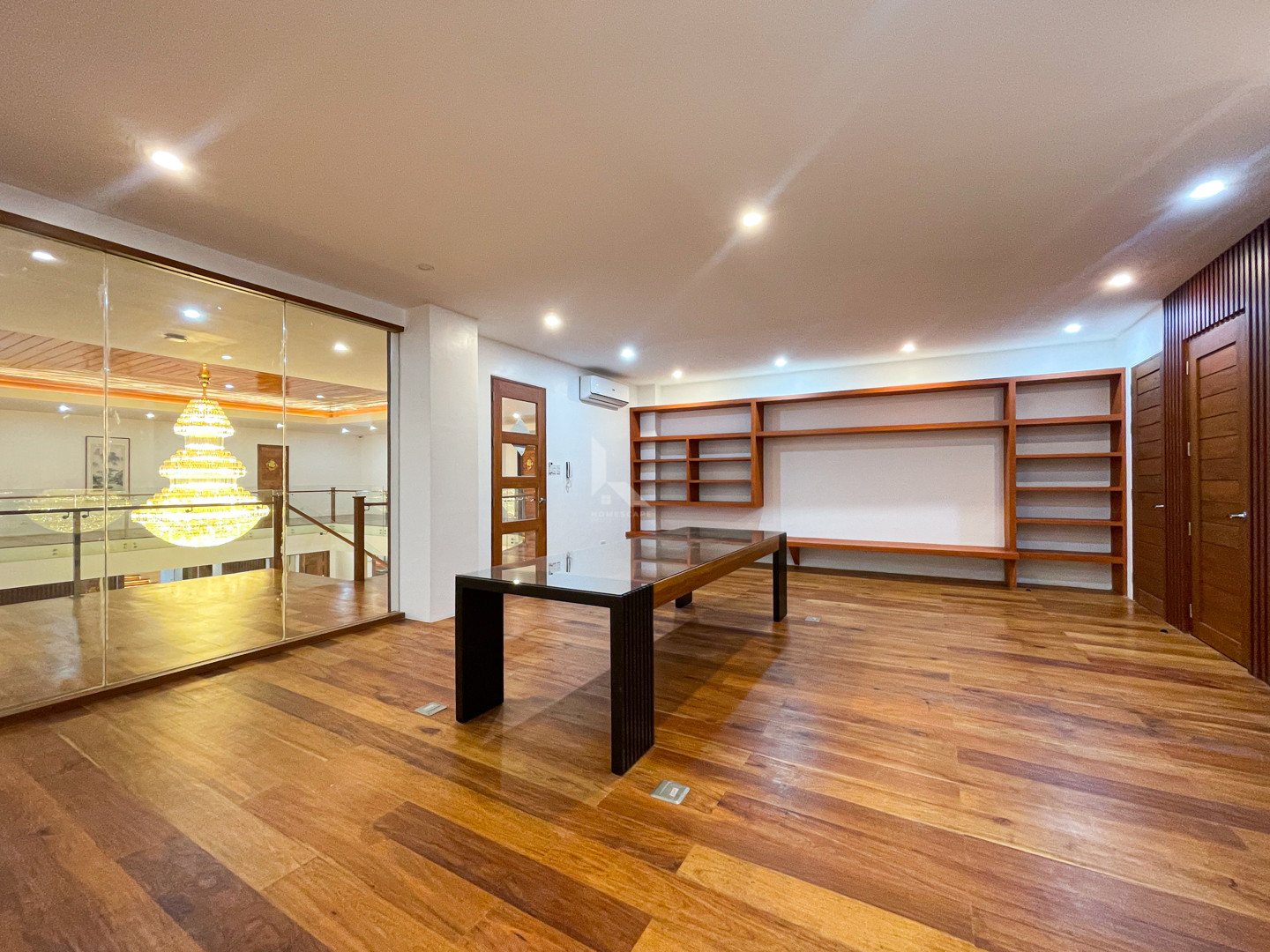 Vast Magnificent House and Lot For Sale in Brentville International photo 4