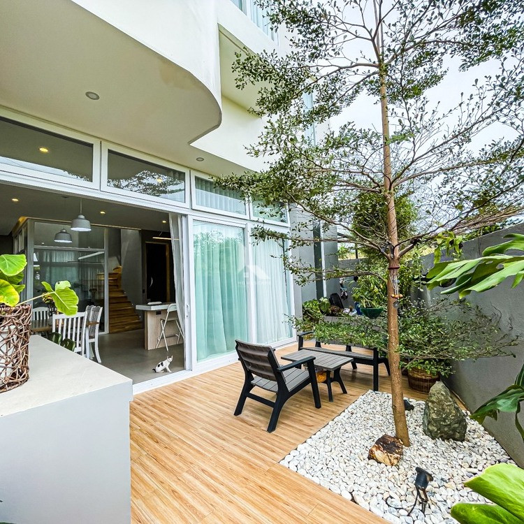 Zen-type Modern Japanese home for sale in San Pedro, Laguna photo 2