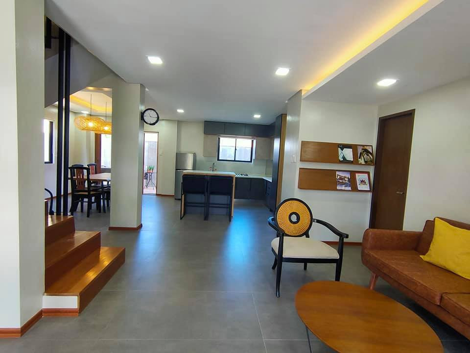 Home in Marquee Place, Angeles City Pampanga photo 3