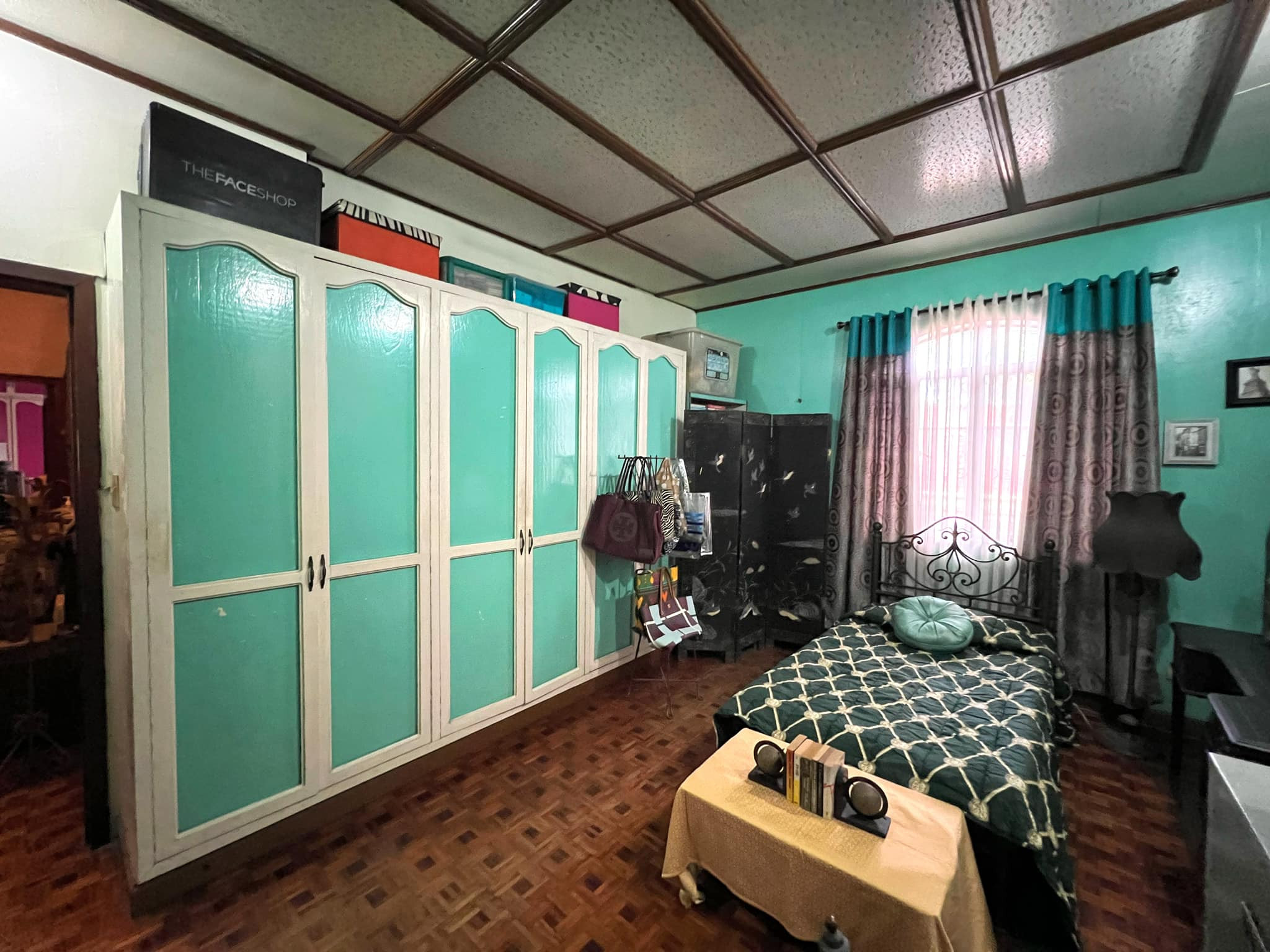 Prime Lot for Sale with Antique House, Visayas Ave., Quezon City photo 5