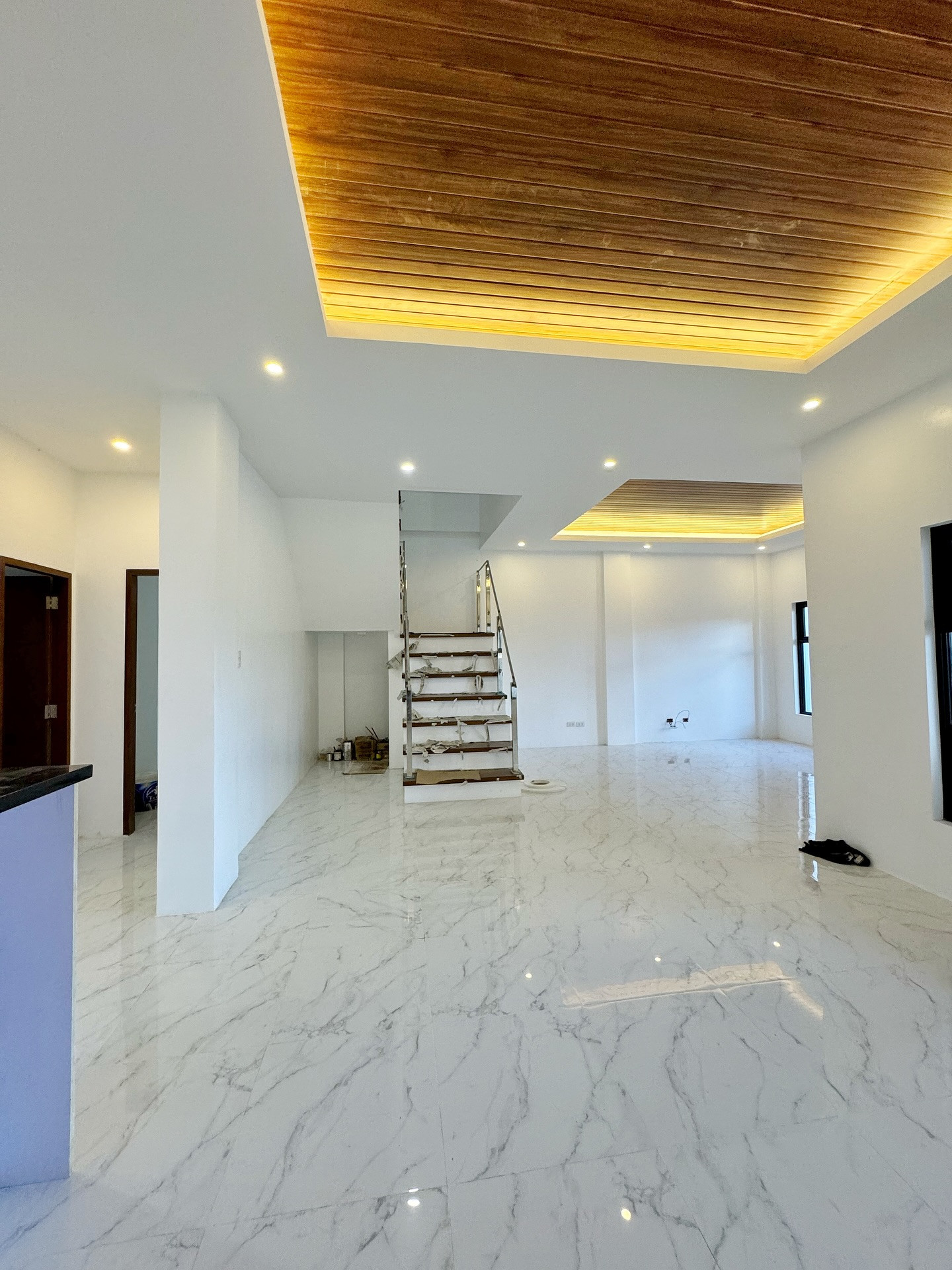 Brand New Modern Contemporary House for Sale photo 5