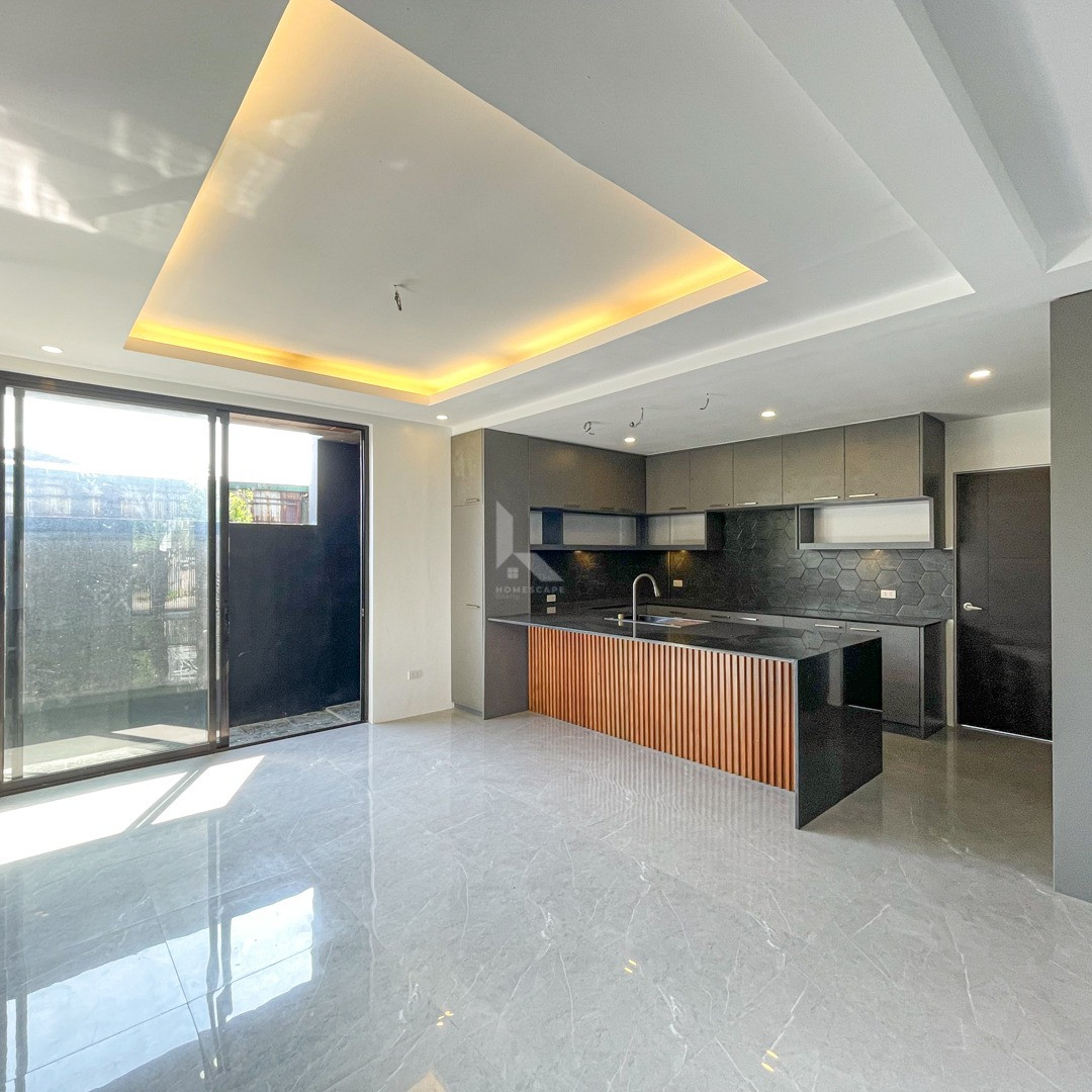 Impeccable Modern Industrial House and Lot For Sale photo 4