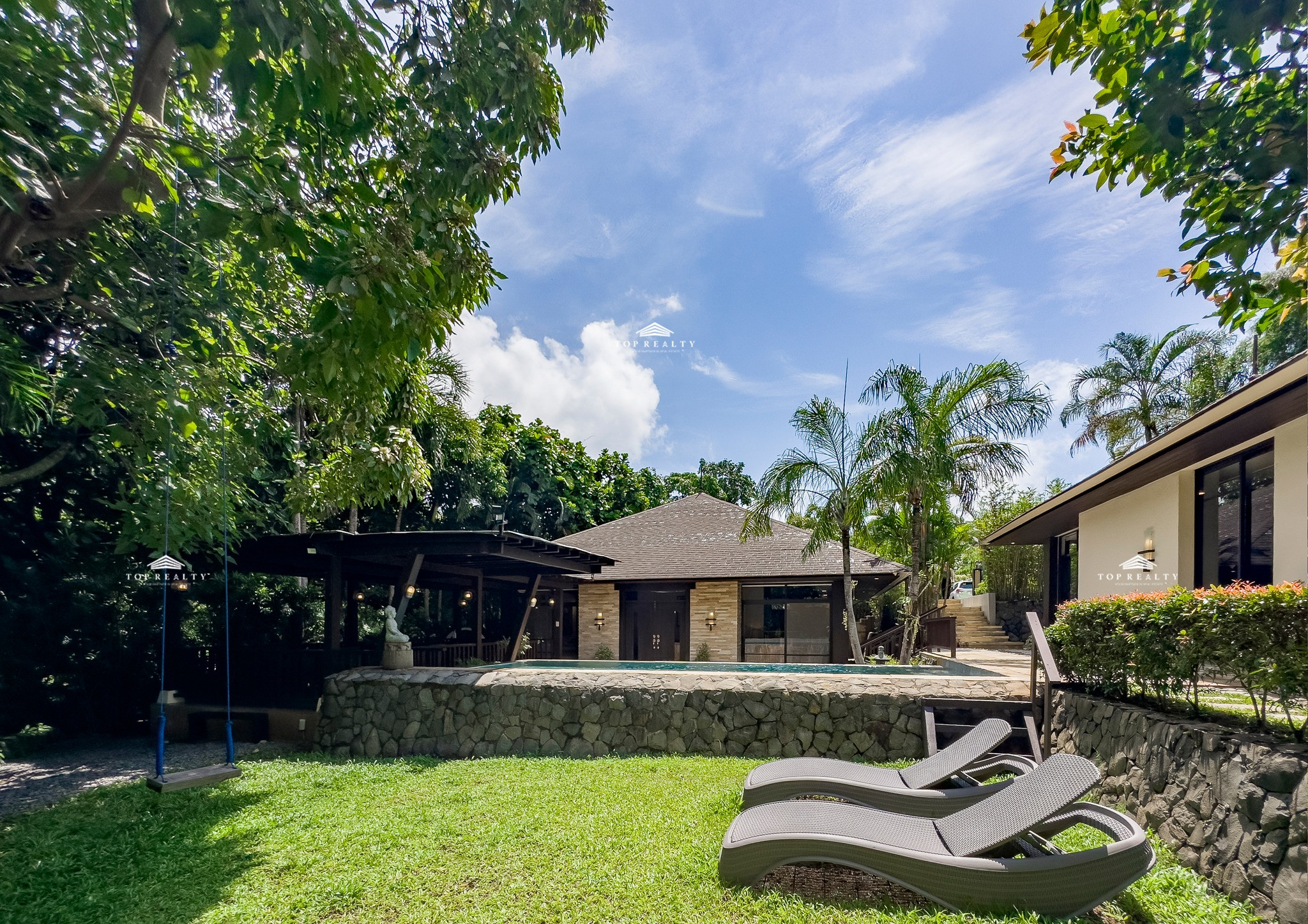 RARE! Stunning Premier Villa for Sale in Anvaya Seaside Villas, Bataan! photo 2