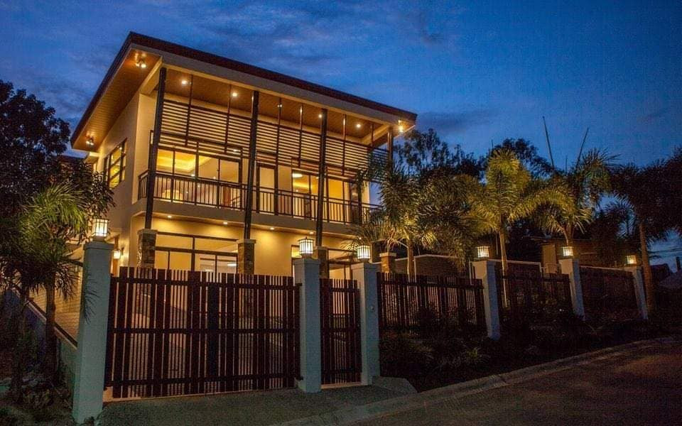 TAGAYTAY HOUSE AND LOT FOR SALE photo 1