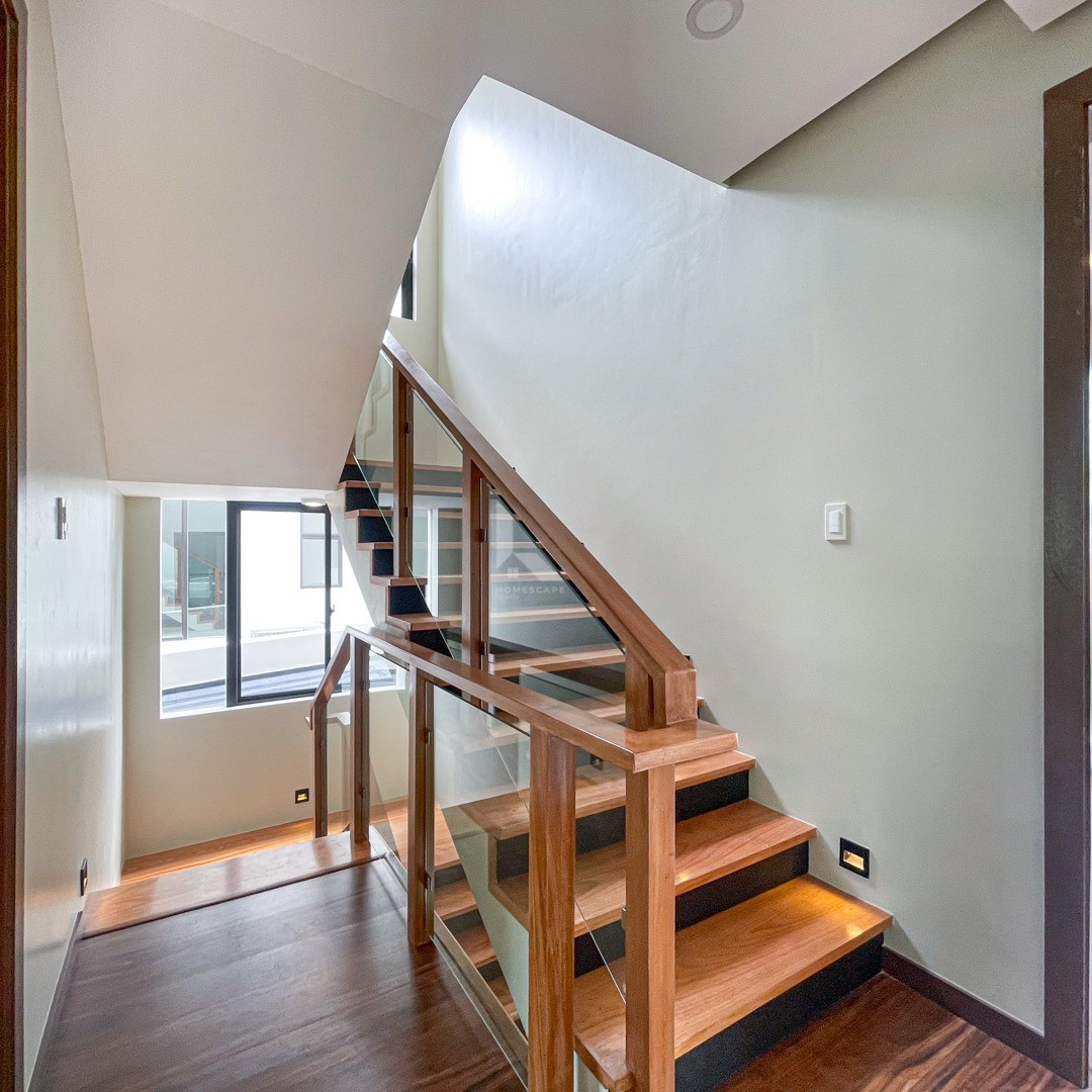 Sophisticated Modern Contemporary House and Lot For Sale photo 5