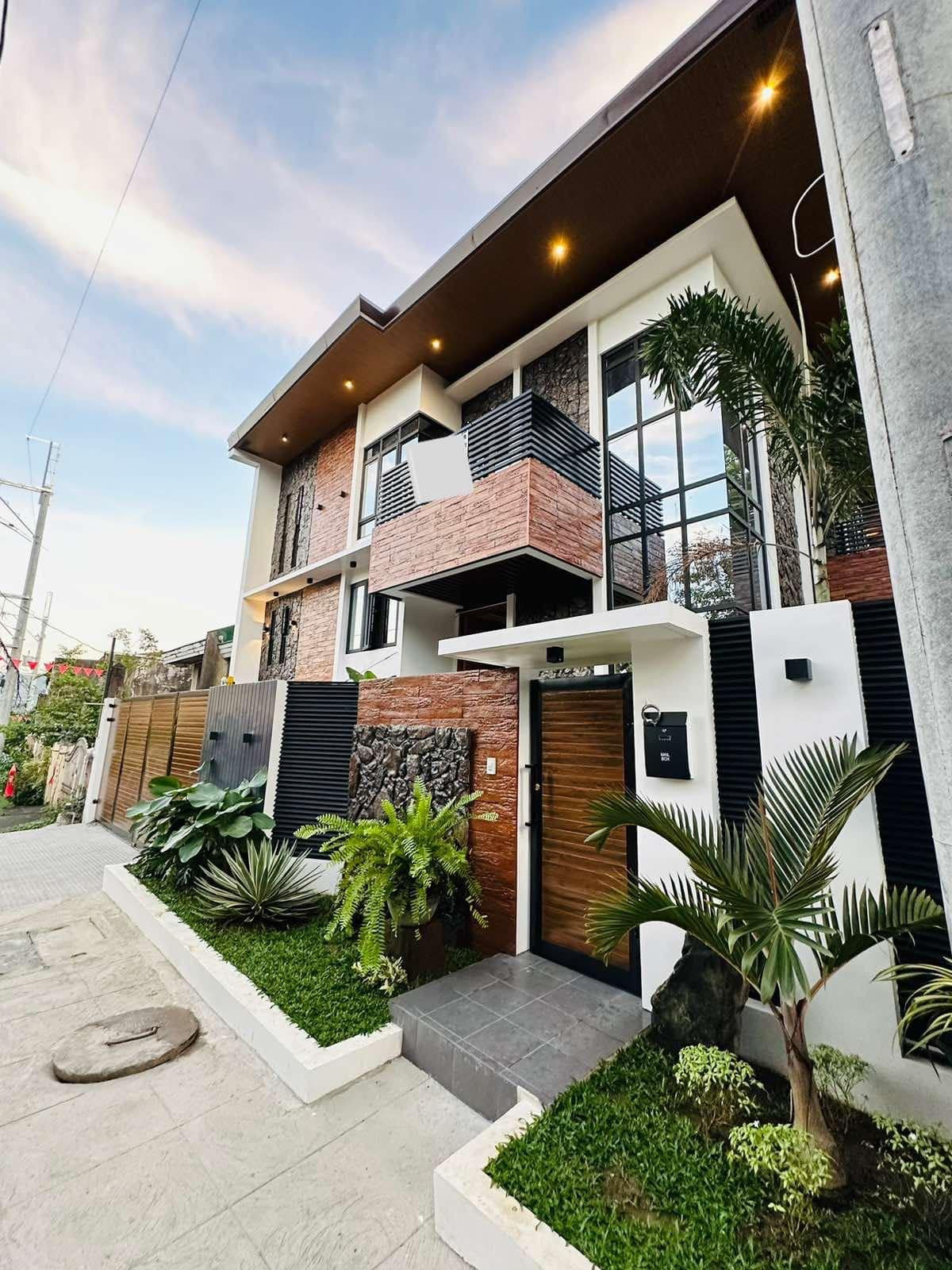 An Enchanting 5 Bedroom Home for Sale in Filinvest 2 photo 1