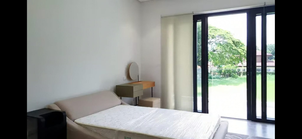 An Elegant 5 Bedroom Home for Sale in Manila Southwoods photo 5