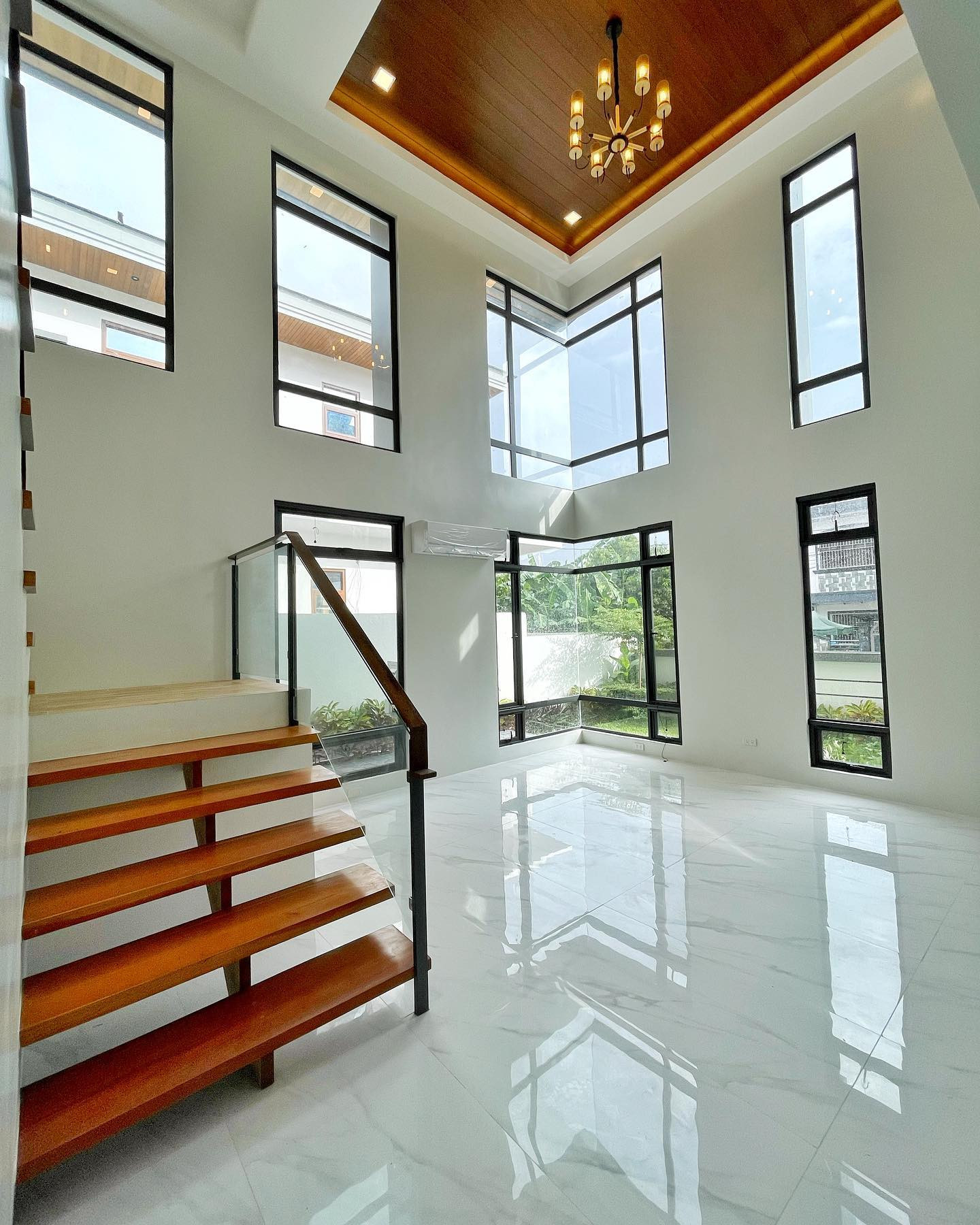 Brand New Modern Contemporary House w/ Pool for Sale in Fairview Quezon City photo 5
