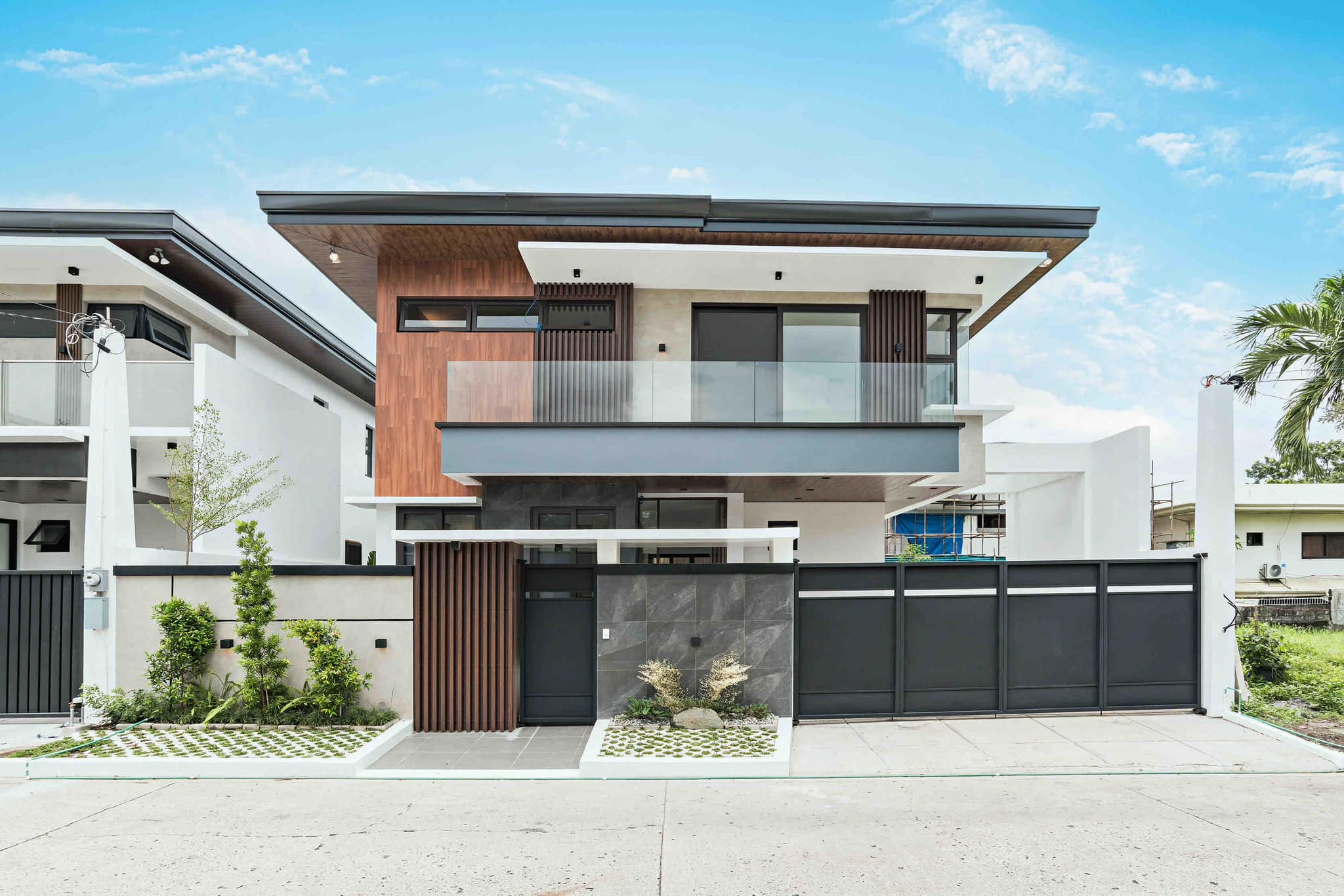 Discover Modern Comfort in This BF Homes photo 1
