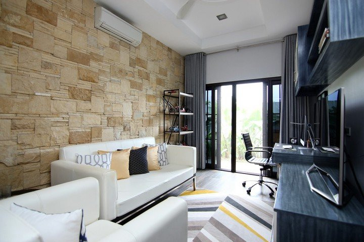 7 BEDROOM READY FOR OCCUPANCY HOUSE WITH SWIMMING POOL IN LILOAN CEBU photo 2