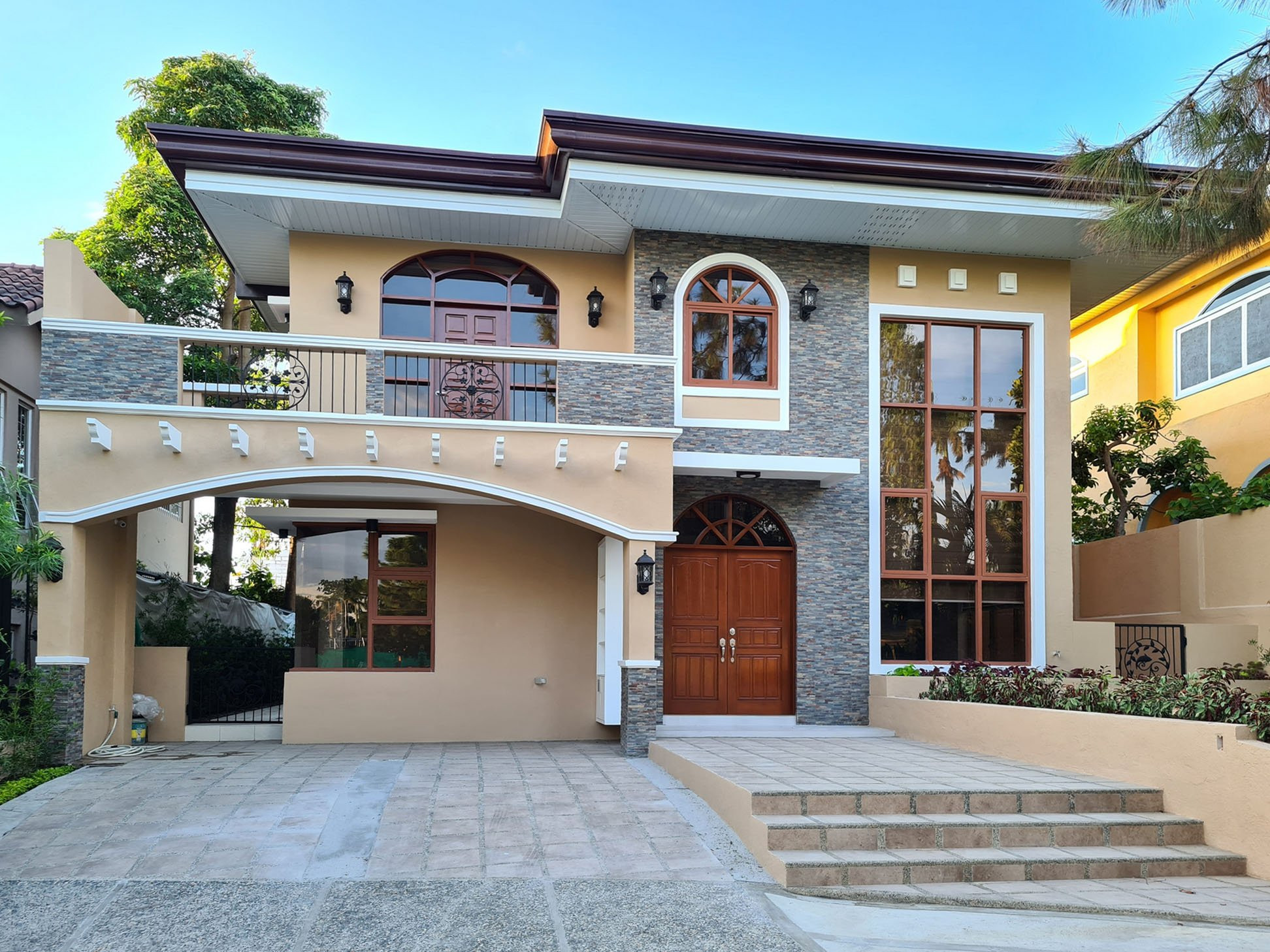 Newly Built Mediterranean Home in Portofino Vista Alabang photo 1