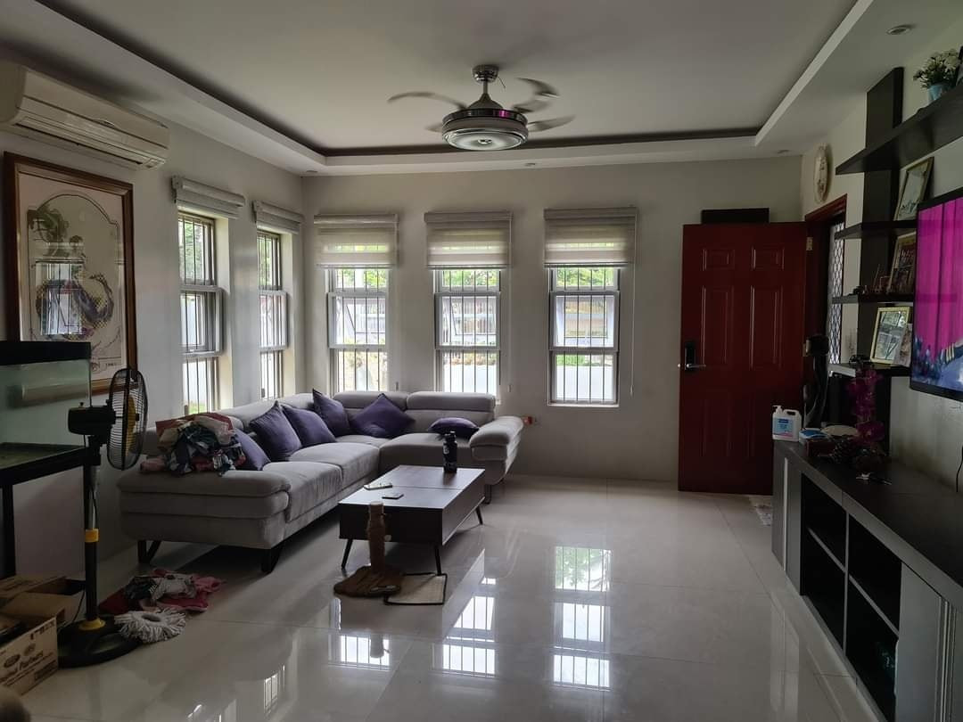 PRE-OWNED MODERN HOUSE FOR SALE photo 3