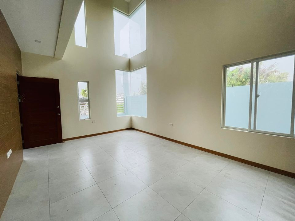 Brandnew 4 Bedroom house for Sale in Greenwoods Exec Village Pasig photo 3