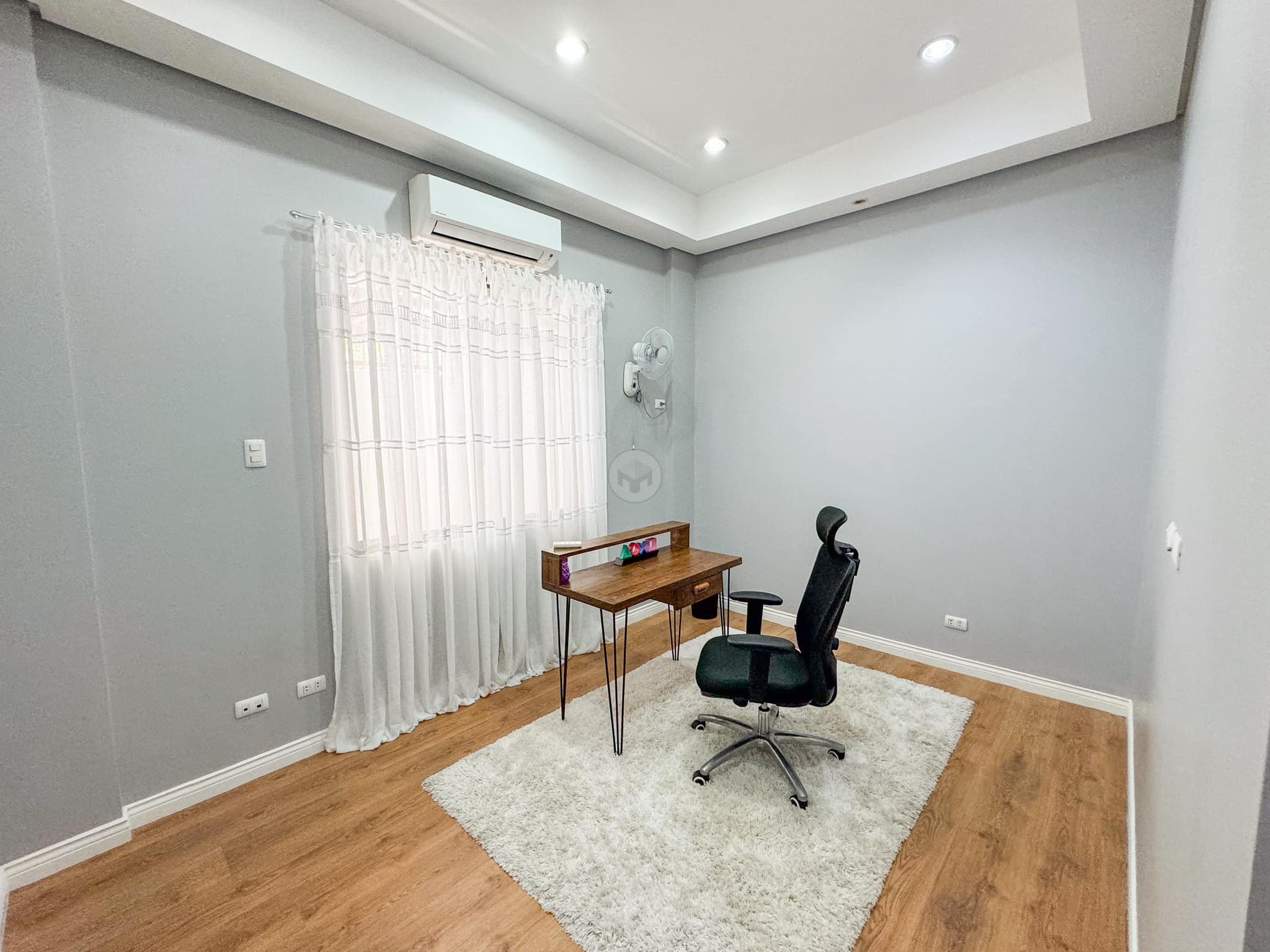 An Exceptional 5 Bedroom House and Lot for Sale photo 5