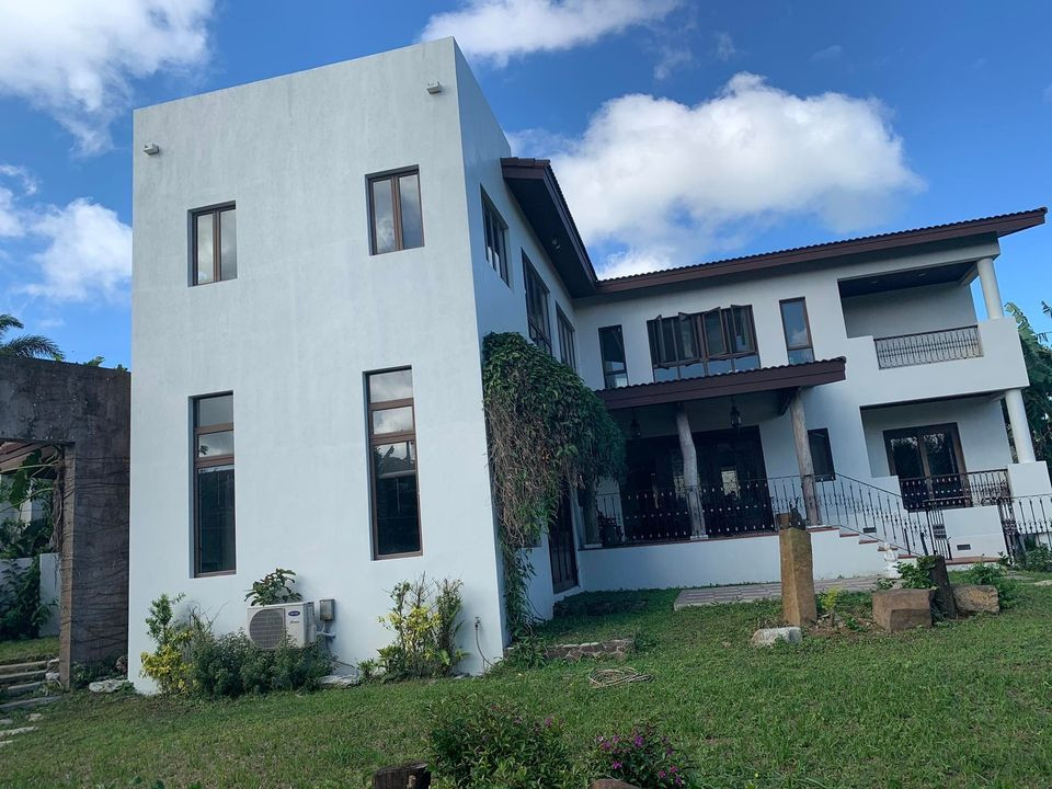 PreOwned House and Lot for Sale in Royale Tagaytay photo 2