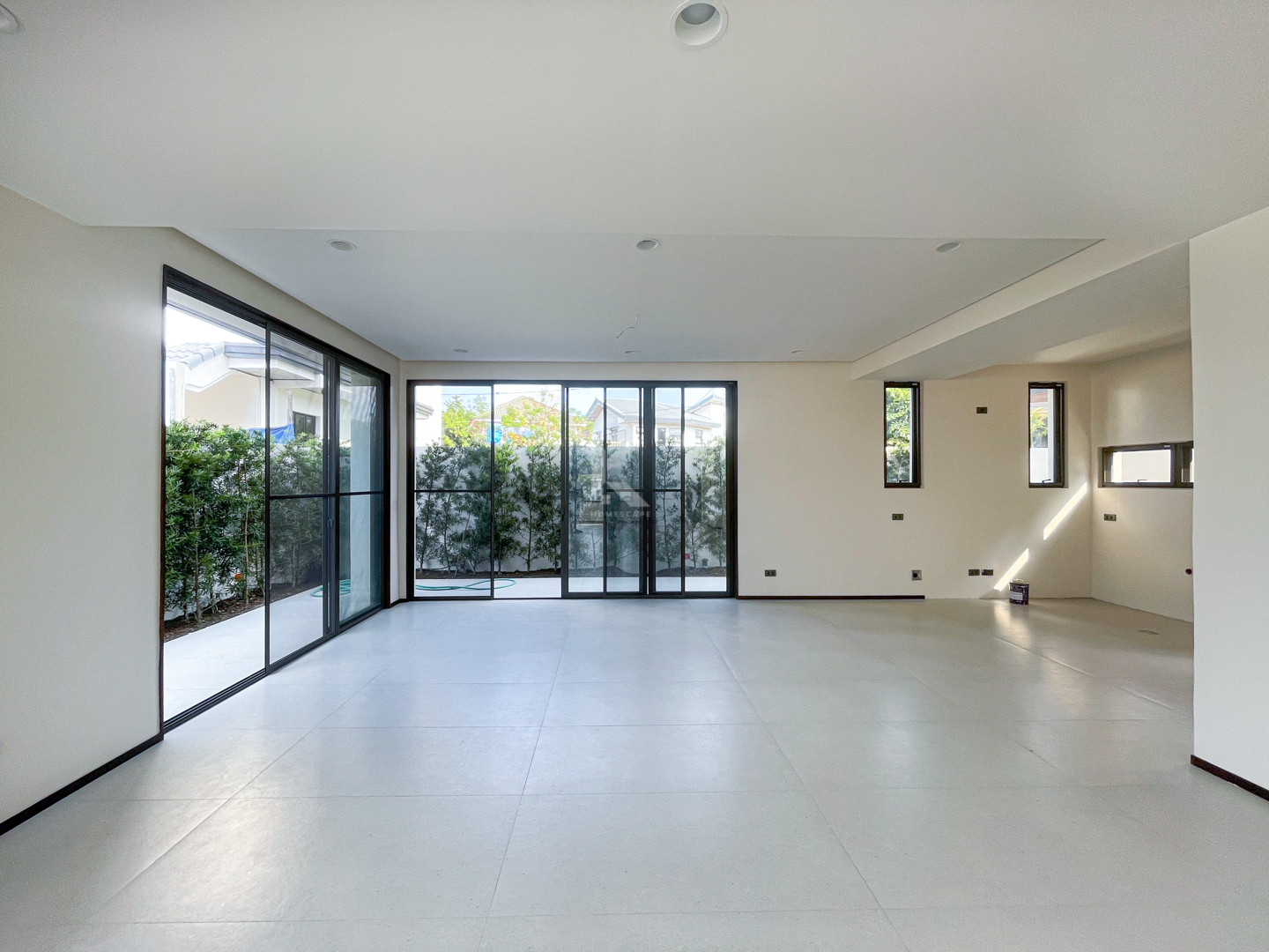 Elegant Modern House and Lot For Sale in Verdana Homes, Binan Laguna photo 3