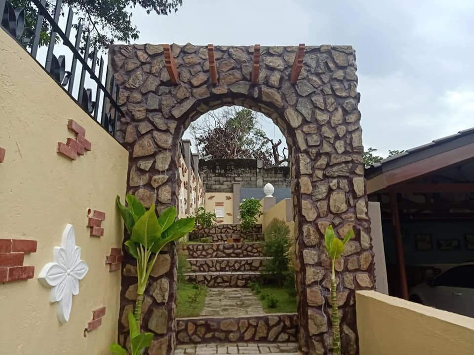 House and lot in Antipolo City photo 3