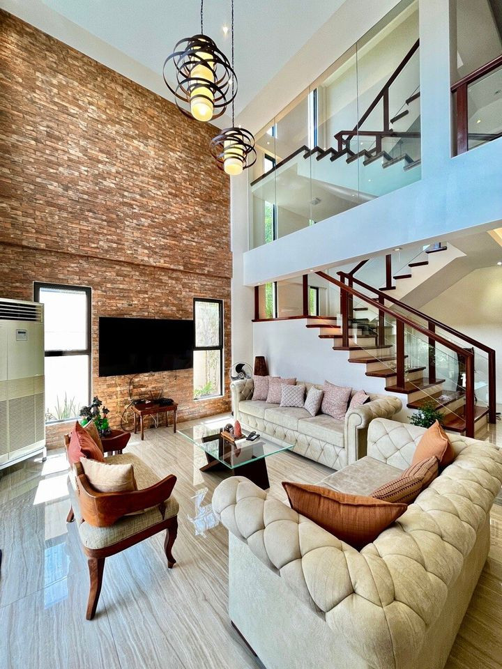 House and Lot For Sale near Bonifacio Global City, Taguig photo 1