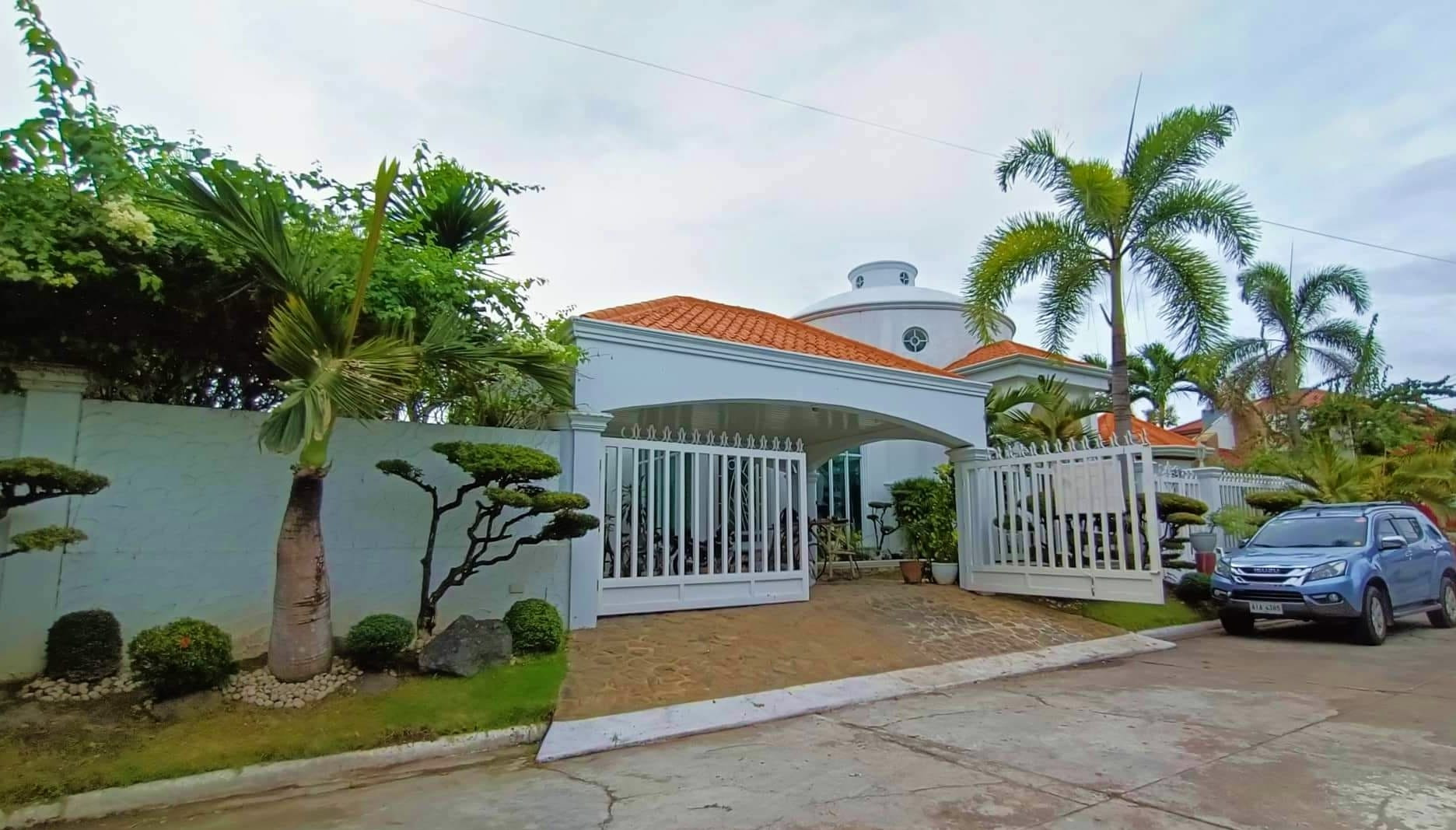 HUGE FURNISHED MANSION HOUSE WITH SWIMMING POOL FOR SALE photo 3