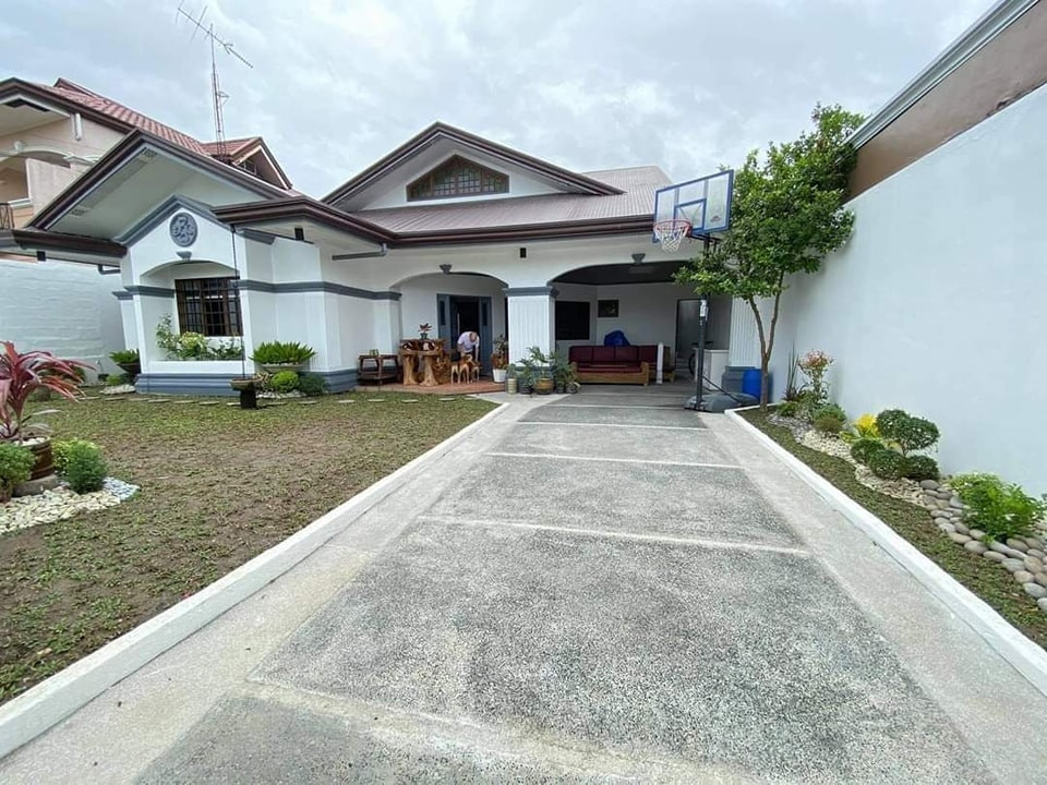 Bungaloft House For Sale in Balibago Angeles City Pampanga photo 1
