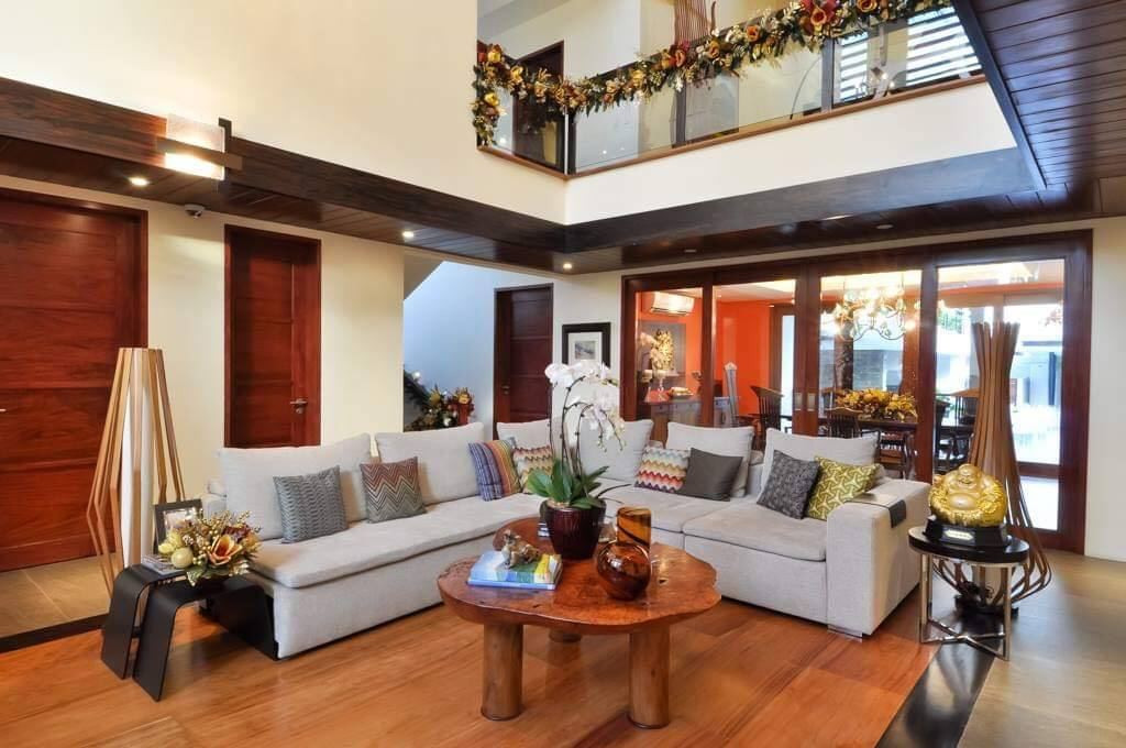 Snatch this Corner House in Valle Verde photo 3