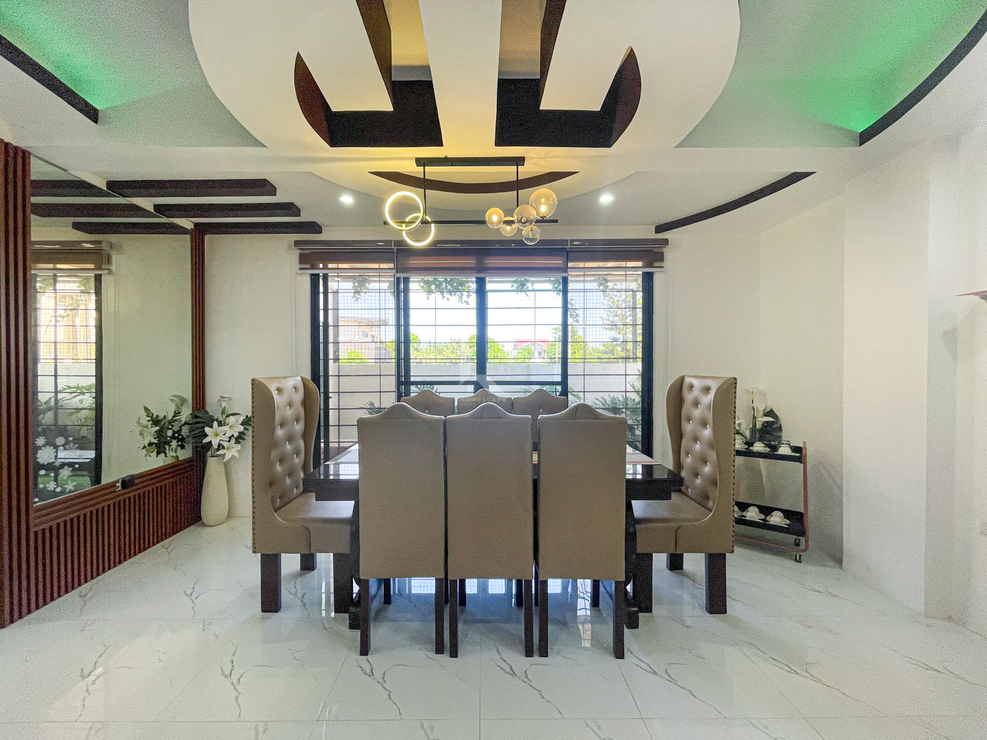 Captivating Modern Asian Corner House For Sale in Cabuyao, Laguna photo 3