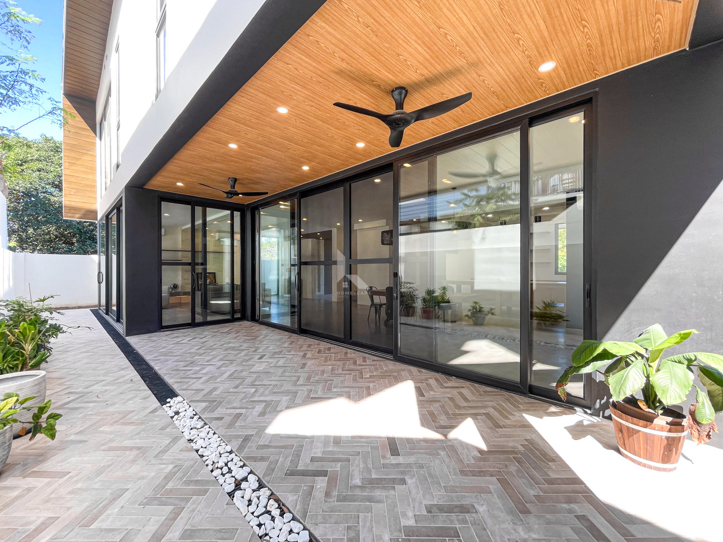 Classy Modern Contemporary House and Lot For Sale in Lindenwood Residences, photo 3