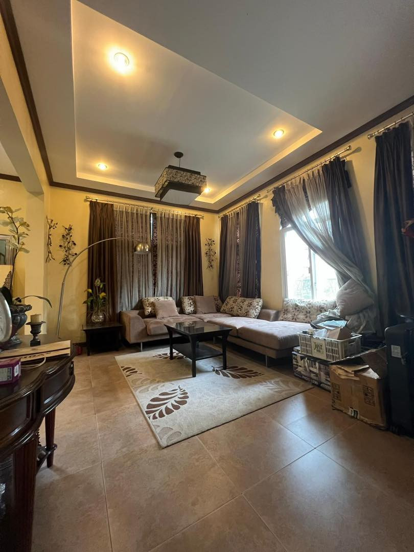 Marvelous House and Lot for Sale photo 3