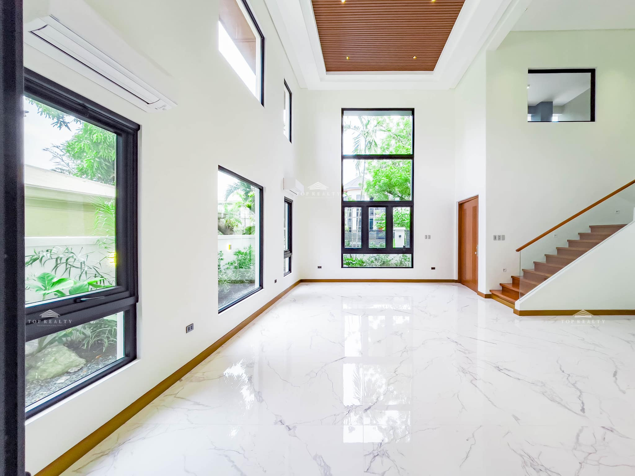 Stunning Homey House for Sale at Ayala Alabang Village, Muntinlupa City photo 3